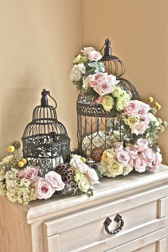 Spring Vintage Birdcage Deco