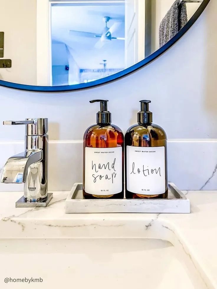 Coordinated soap and lotion in the bathroom