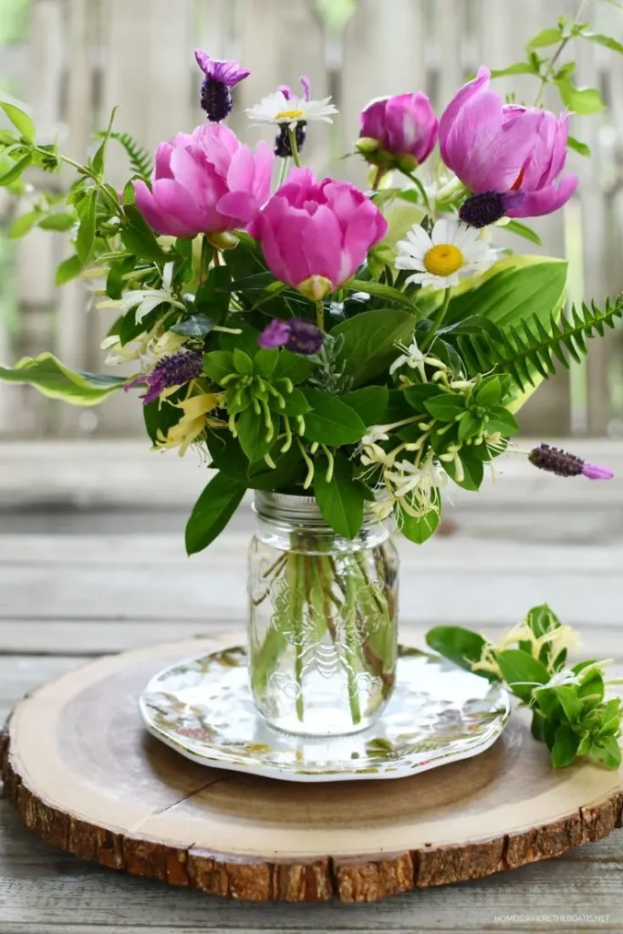 Mason Jar Vase Spring Centerpieces for the Porch